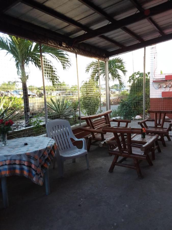 Pete'S Inn Roxas City Exteriér fotografie